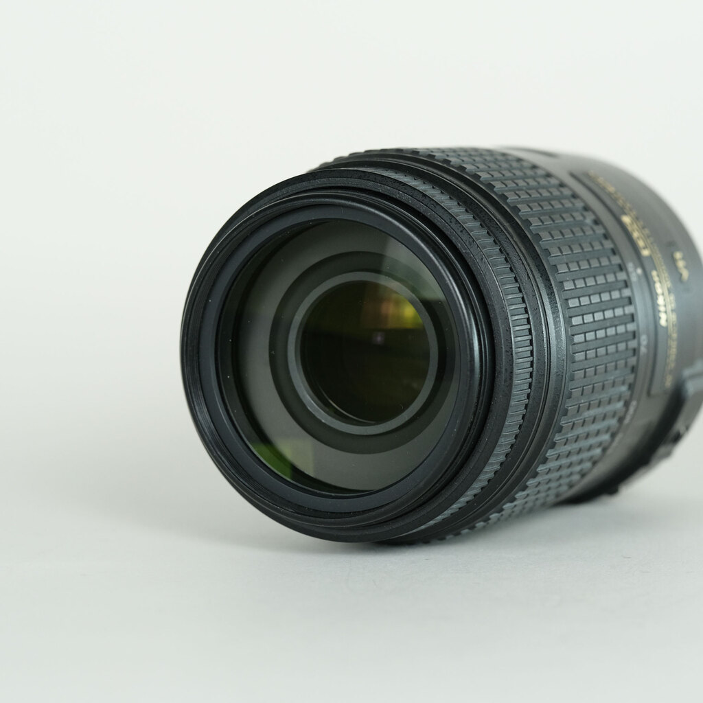 Nikon AF-S DX NIKKOR 55-300mm F4.5-5.6G ED VR