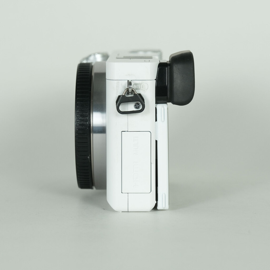 SONY α6000（ILCE-6000）