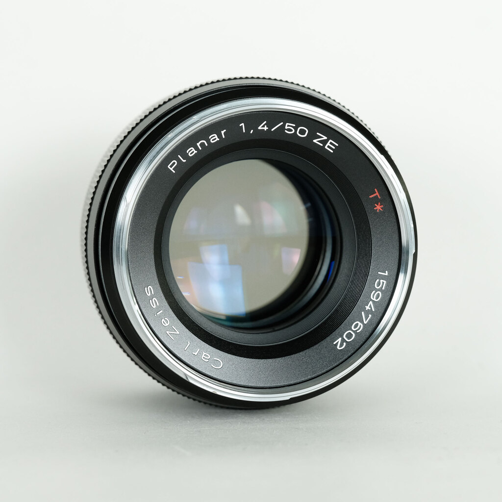 Carl Zeiss Planar T* 50mm F1.4 ZE [キヤノンEF用]