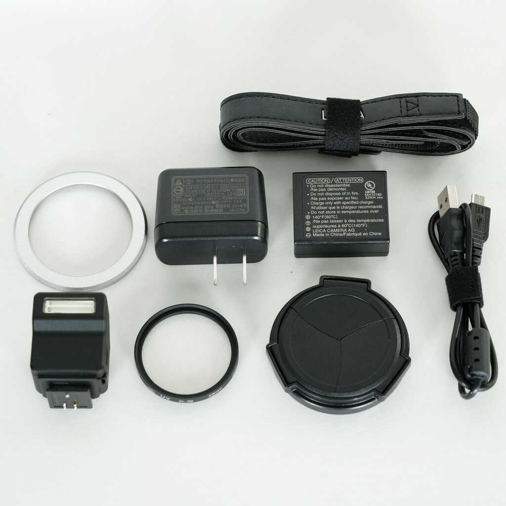 LEICA D-LUX7 シルバー