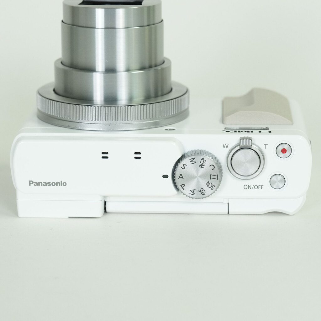 Panasonic LUMIX DC-TZ95D ホワイト Panasonic LUMIX DC-TZ95D ホワイト