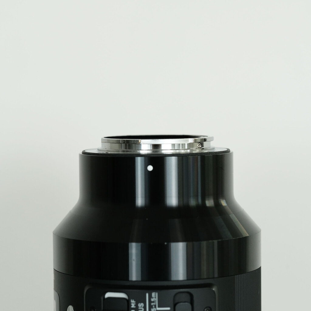 SIGMA Art 135mm F1.8 DG HSM (ソニーE用) SIGMA Art 135mm F1.8 DG HSM (ソニーE用)