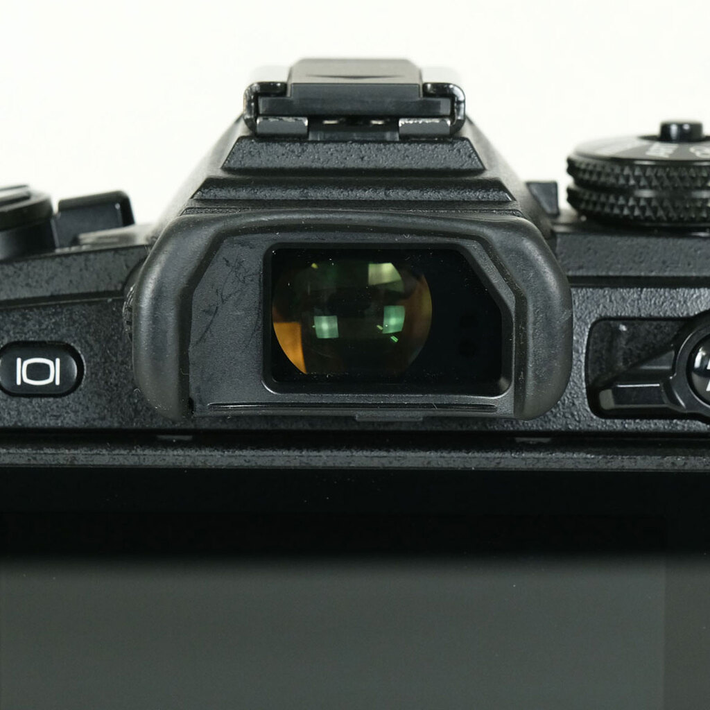 OLYMPUS OM-D E-M1 Mark II