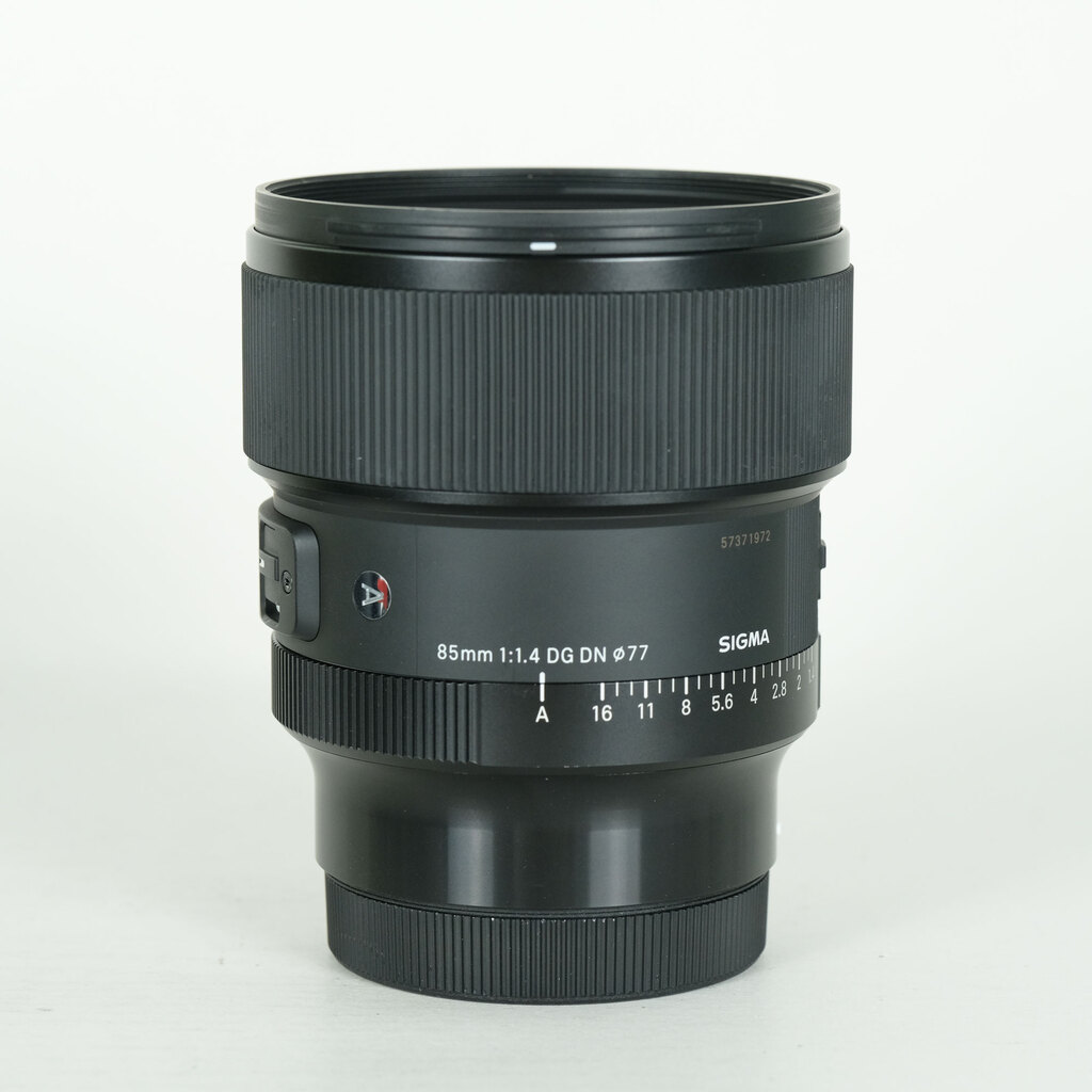 シグマ　Art 85mm F1.4 DG DN ライカ SIGMA 85mm F1.4 DG DN｜Art [ライカL用]の出品 | ONE SCENE（ワンシーン）