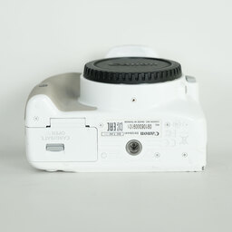 Canon EOS Kiss X7 ボディ ホワイト