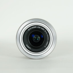 Panasonic LUMIX G VARIO 12-32mm / F3.5-5.6 ASPH. / MEGA O.I.S.
