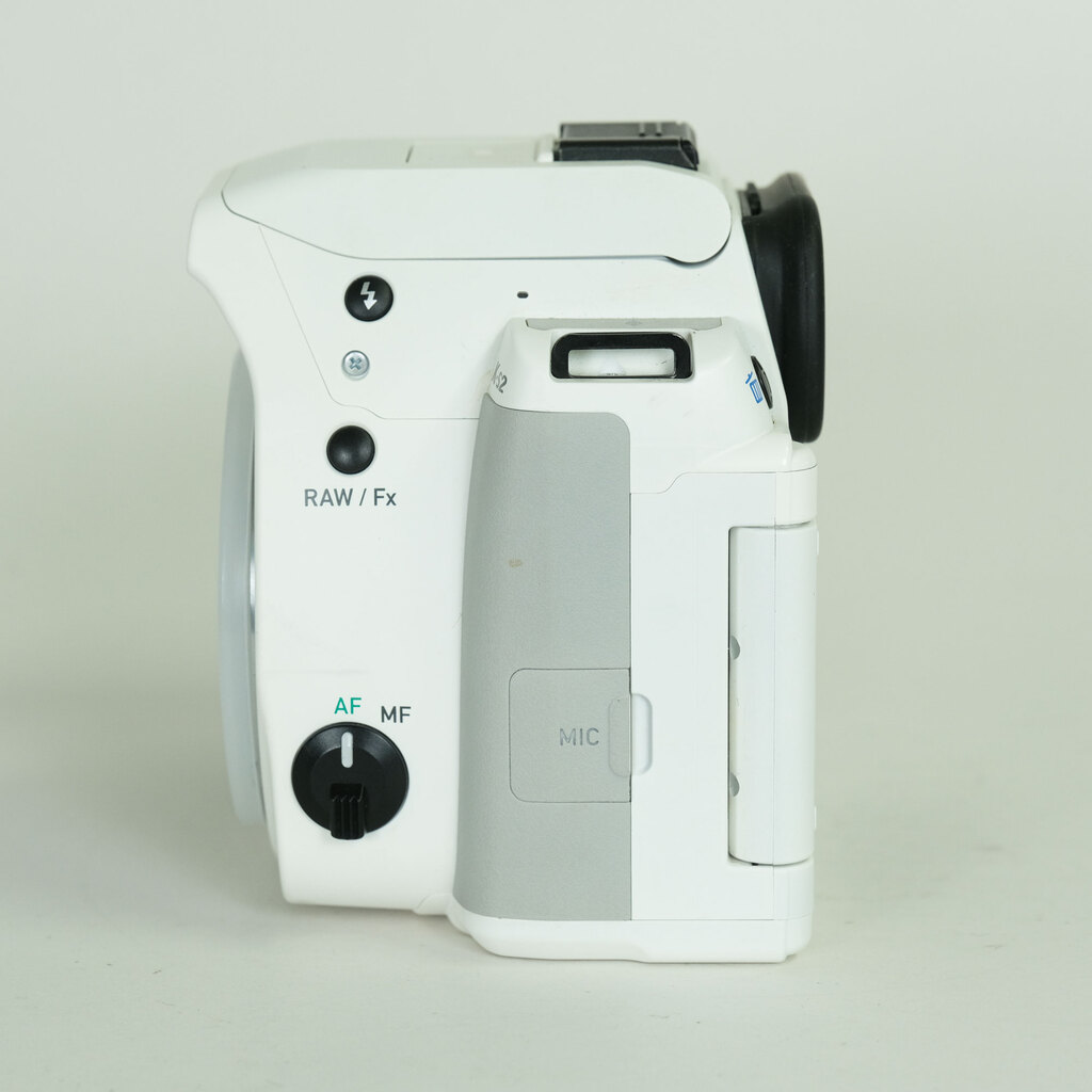 PENTAX K-S2 ボディ ホワイト