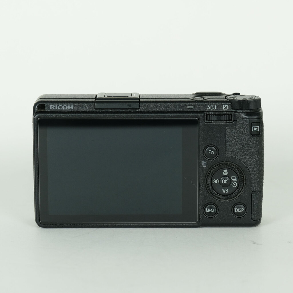 RICOH GR III