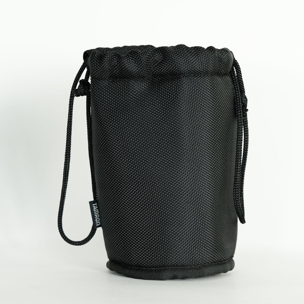 TAMRON SP 90mm F2.8 Di Macro 1:1/Model 272ENII(ニコンF用モーター内蔵) TAMRON SP 90mm F2.8 Di Macro 1:1/Model 272ENII(ニコンF用モーター内蔵)