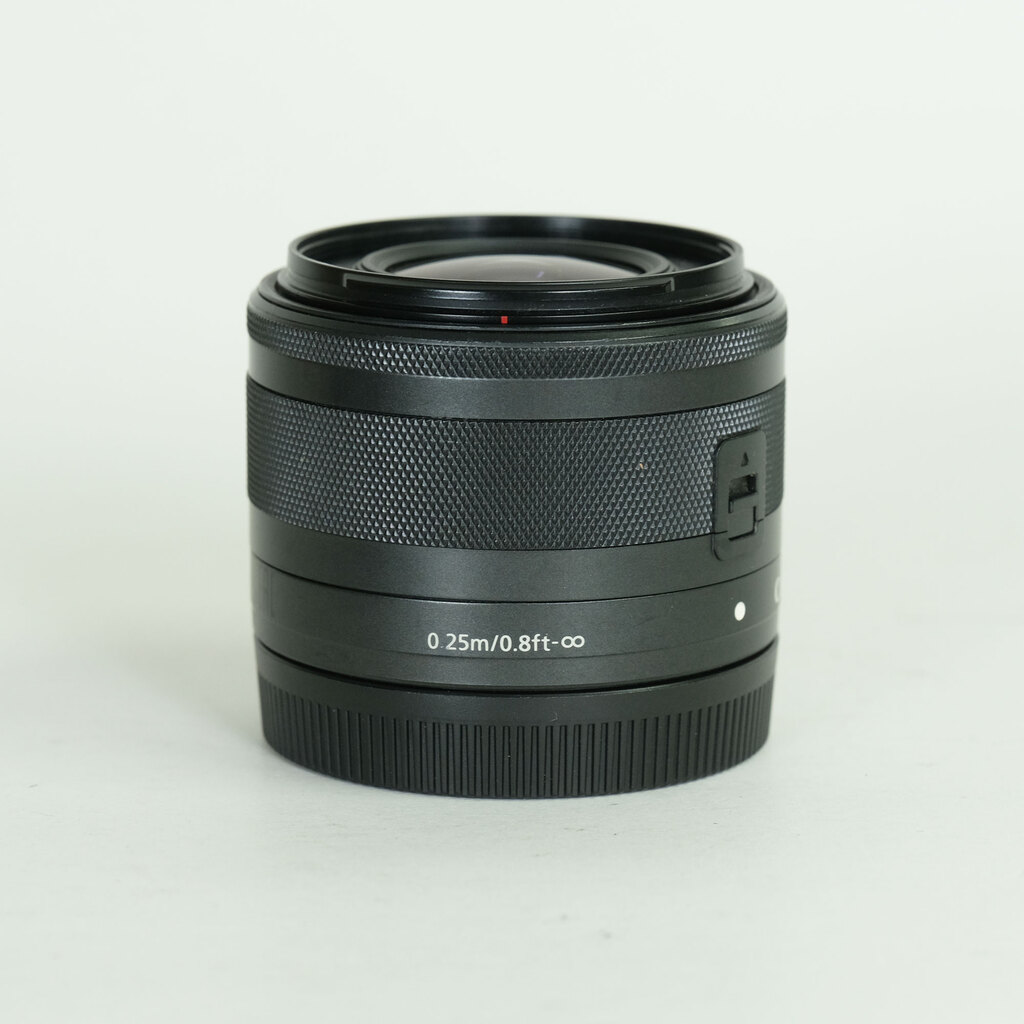 Canon EF-M15-45mm F3.5-6.3 IS STM