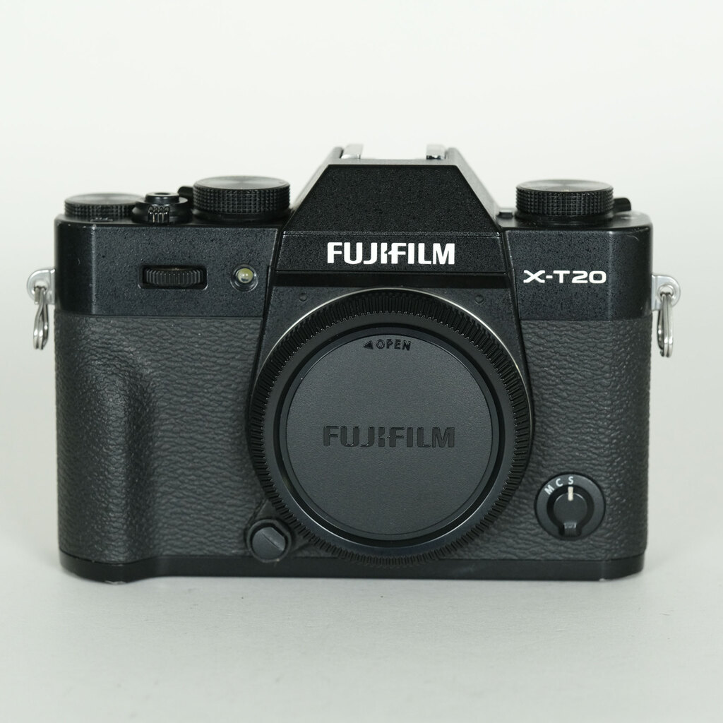 FUJIFILM X-T20