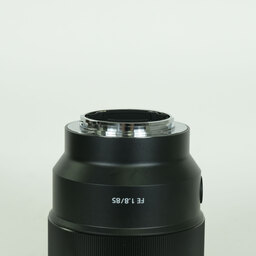 SONY FE 85mm F1.8 SEL85F18