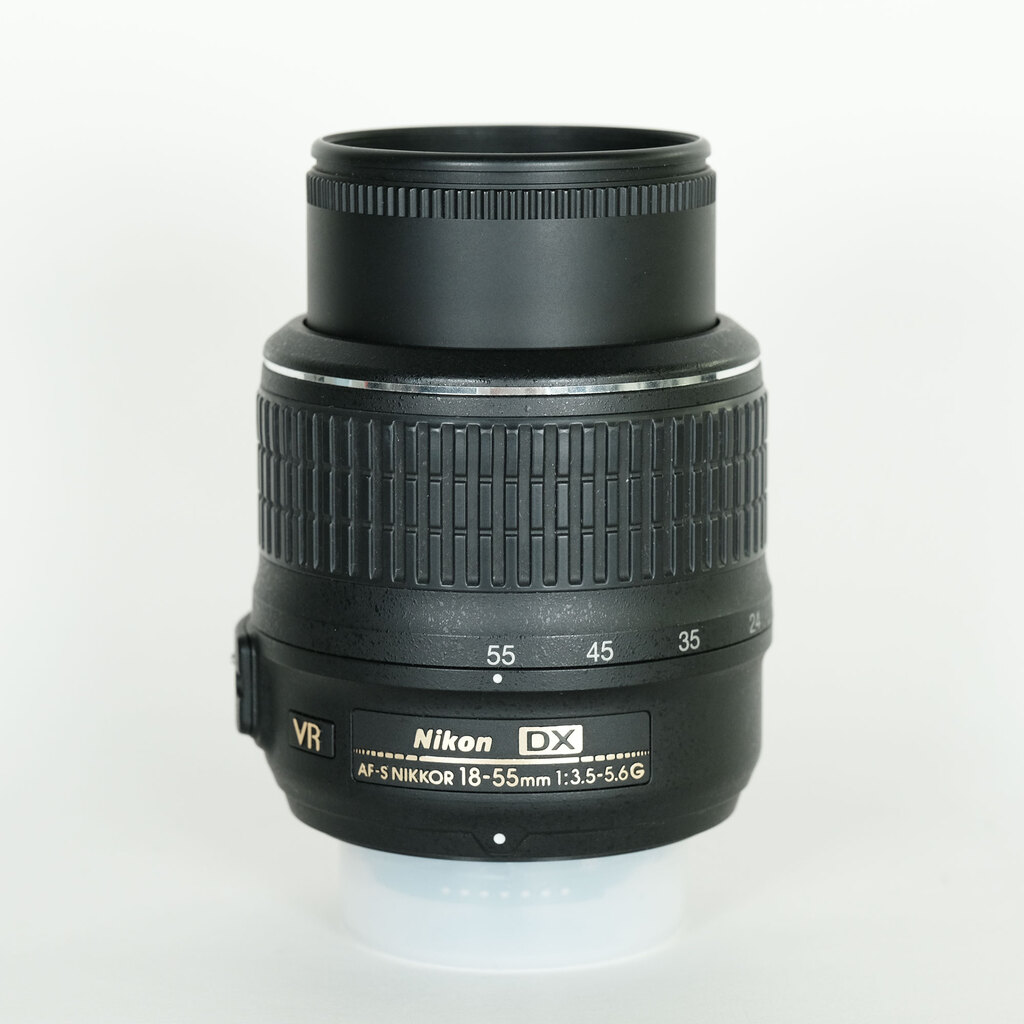 Nikon AF-S DX NIKKOR 18-55mm F3.5-5.6 G VR