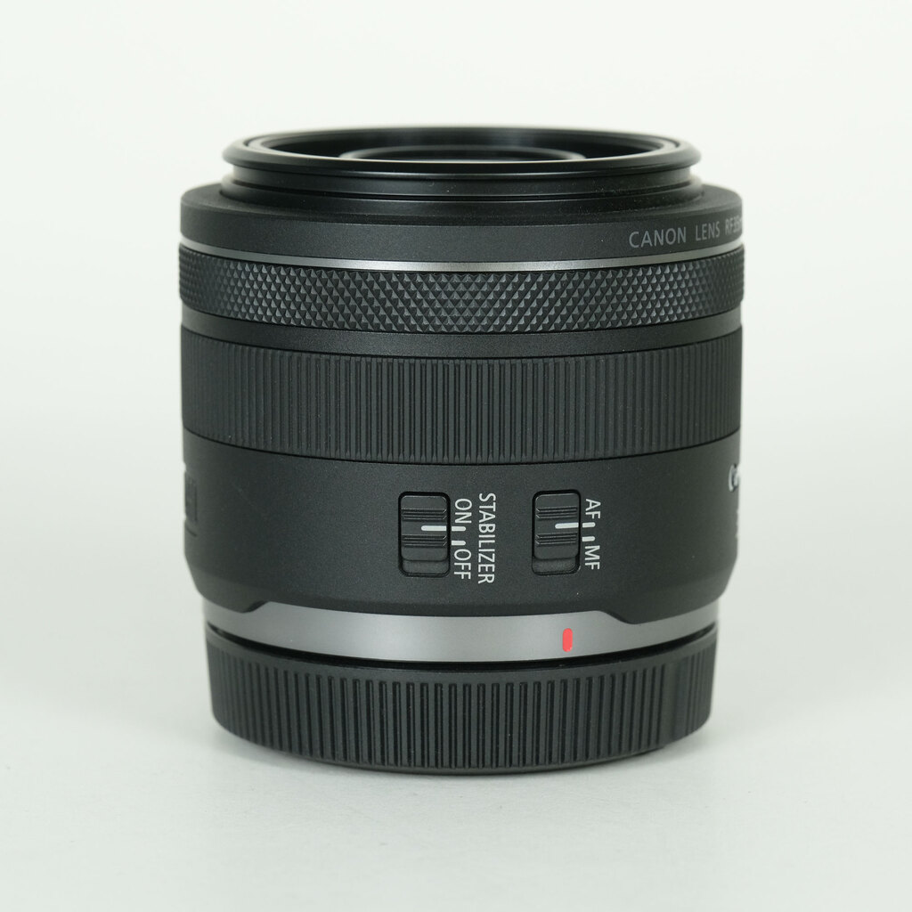 Canon RF35mm F1.8 MACRO IS STM