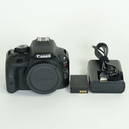 Canon EOS Kiss X7 Canon EOS Kiss X7