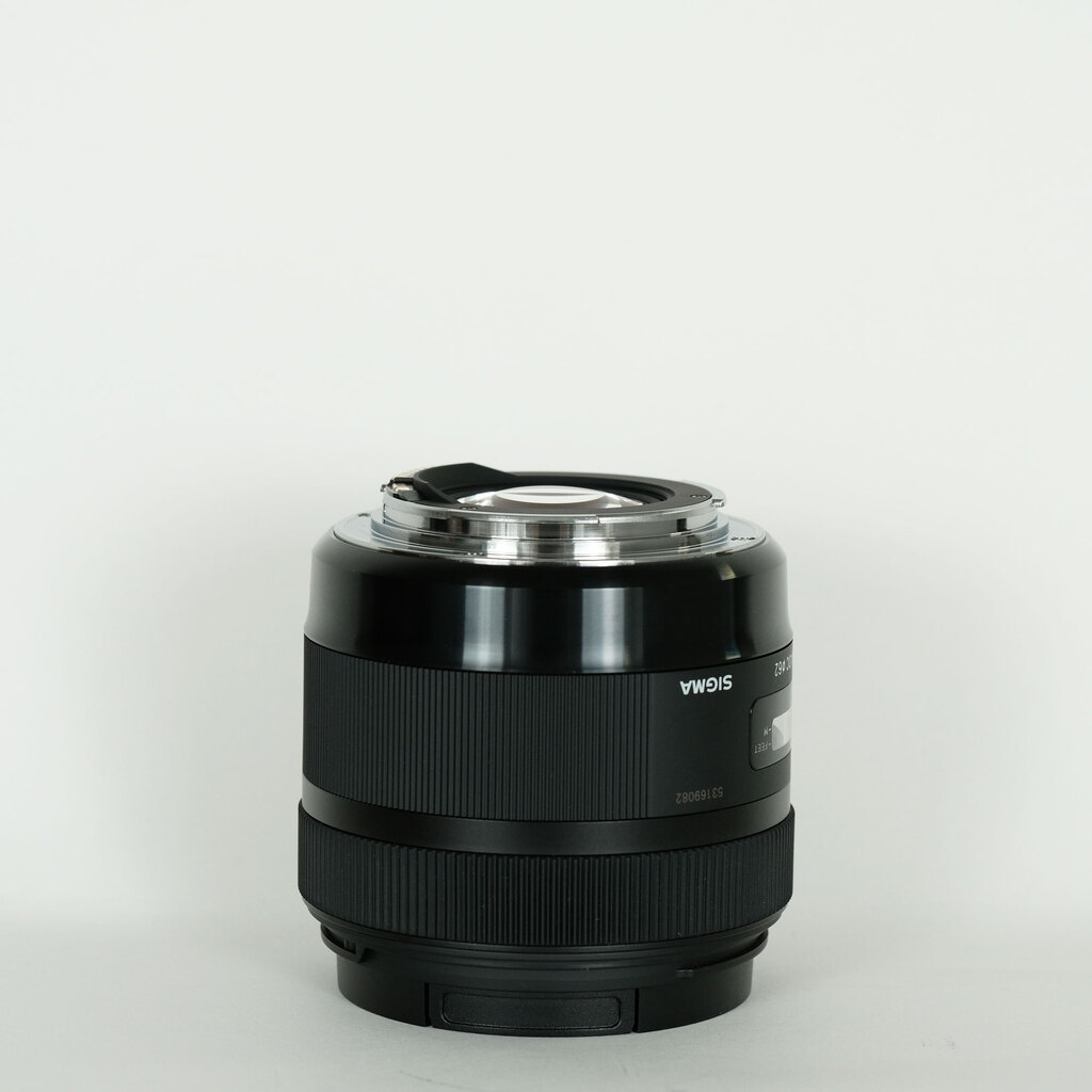 SIGMA 30mm F1.4 DC HSM | Art [キヤノン用]