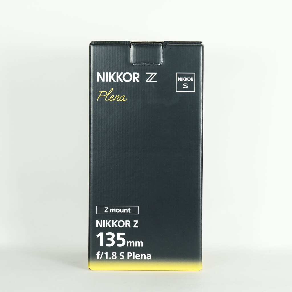 Nikon NIKKOR Z 135mm f/1.8 S Plena