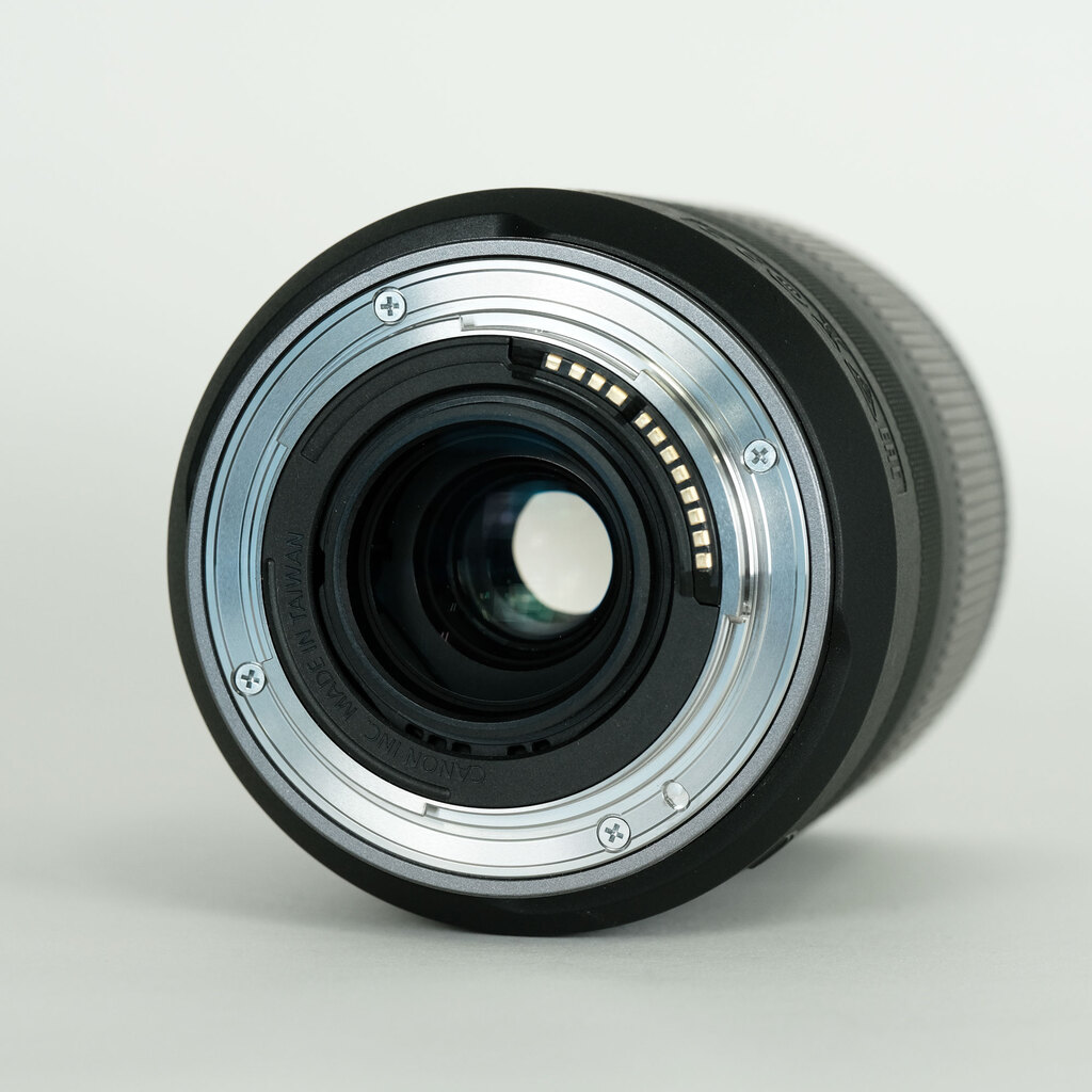 Canon RF24-240mm F4-6.3 IS USM
