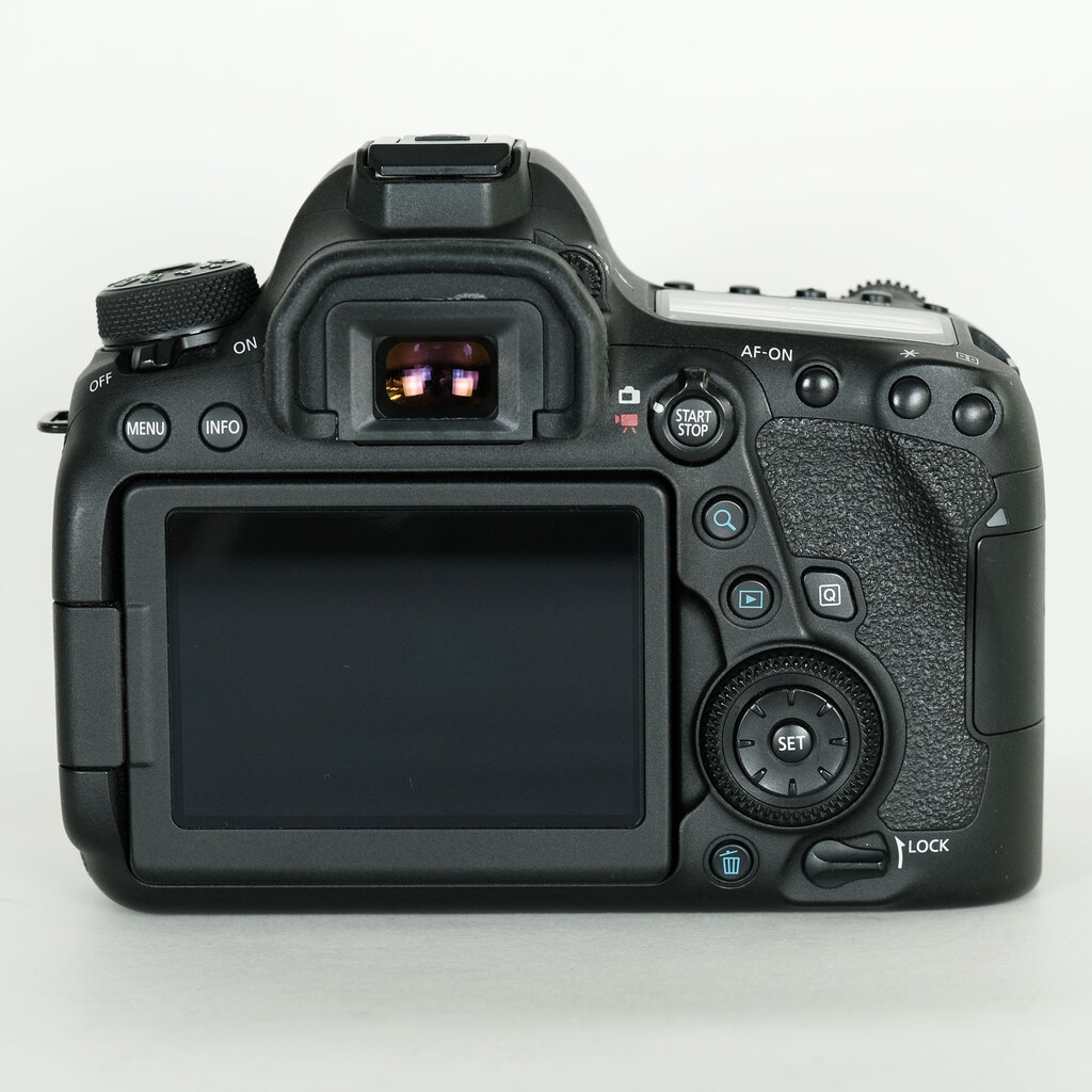 Canon EOS 6D Mark II