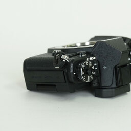 OLYMPUS OM-D E-M5 Mark II