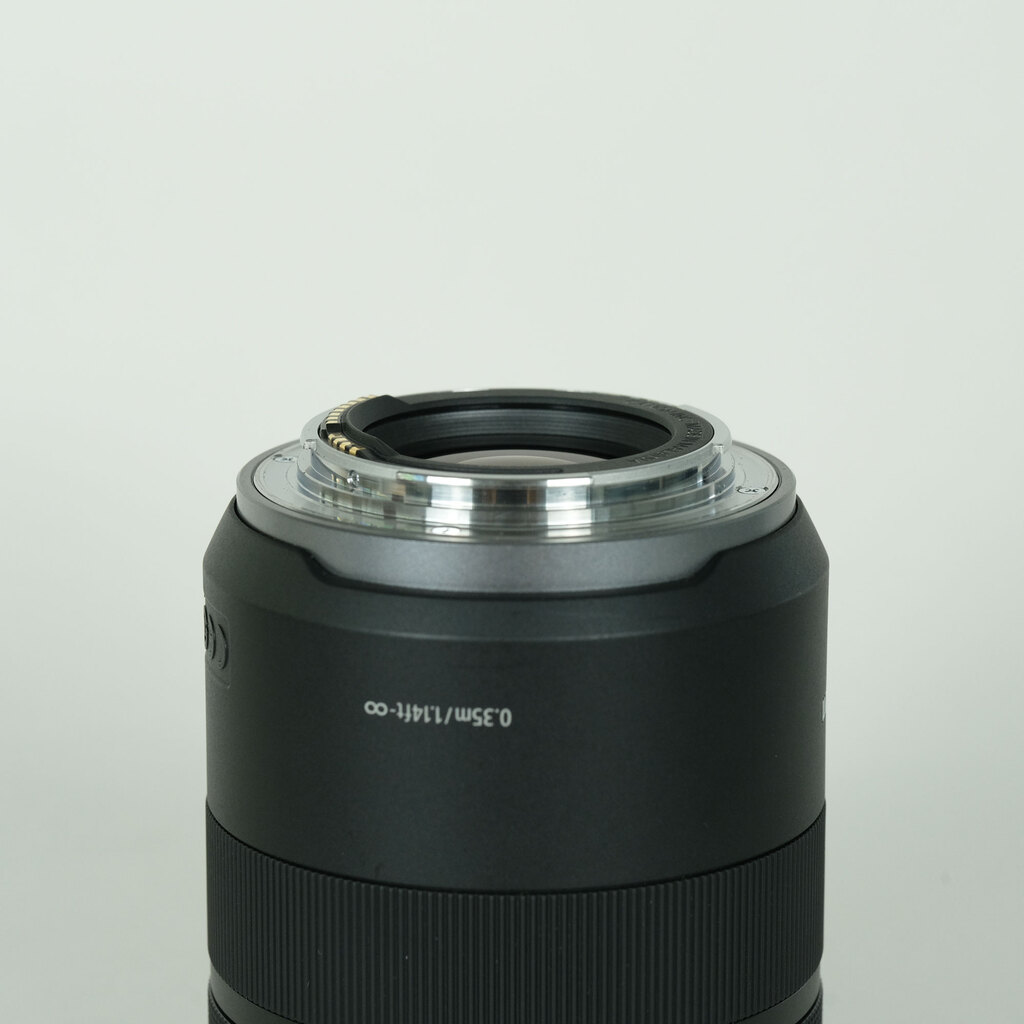 Canon RF85mm F2 MACRO IS STMの出品 | ONE SCENE（ワンシーン）