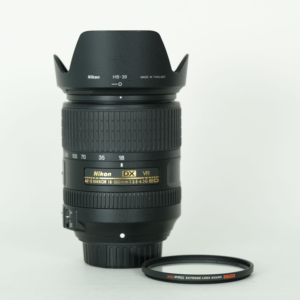 Nikon AF-S DX NIKKOR 18-300mm f/3.5-6.3G ED VR