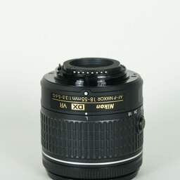 Nikon AF-P DX NIKKOR 18-55mm F3.5-5.6G VR Nikon AF-P DX NIKKOR 18-55mm F3.5-5.6G VR