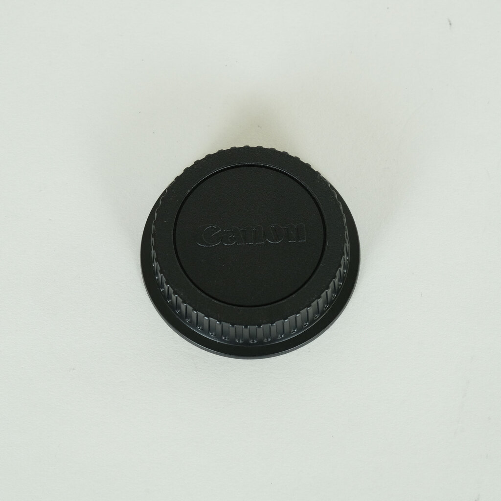 Canon EF-S18-55mm F4-5.6 IS STM