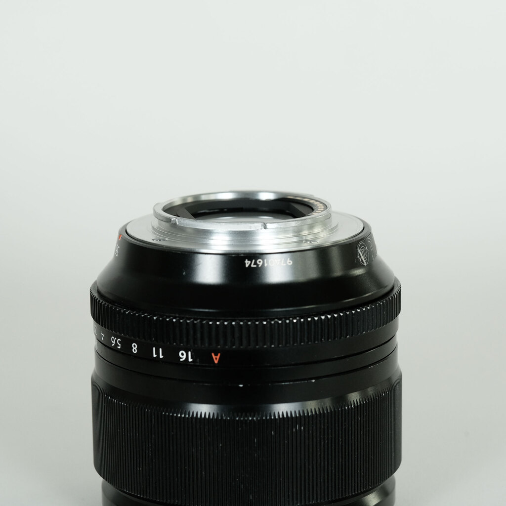 FUJIFILM XF56mmF1.2 R