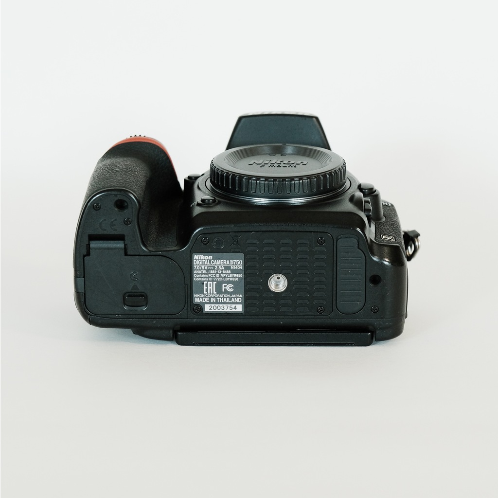 Nikon D750