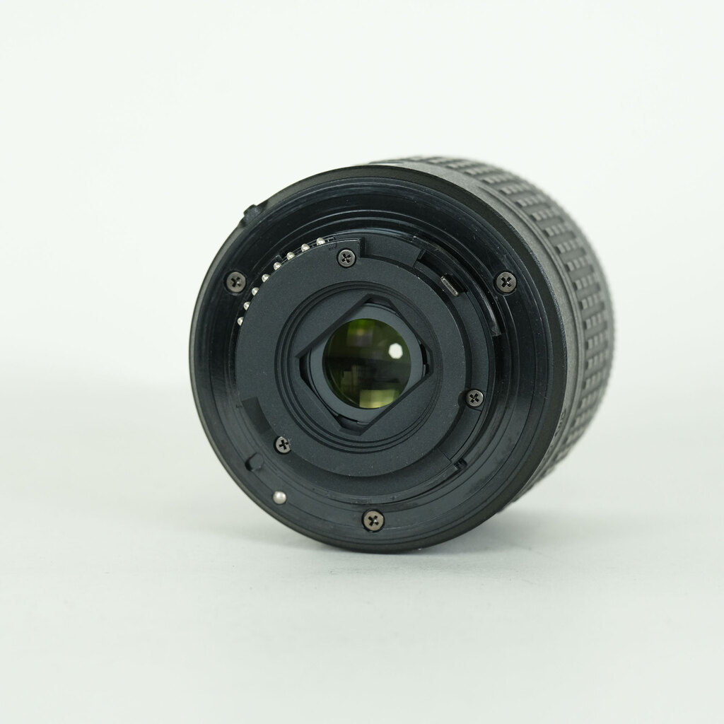 Nikon AF-P DX NIKKOR 18-55mm F3.5-5.6G VR