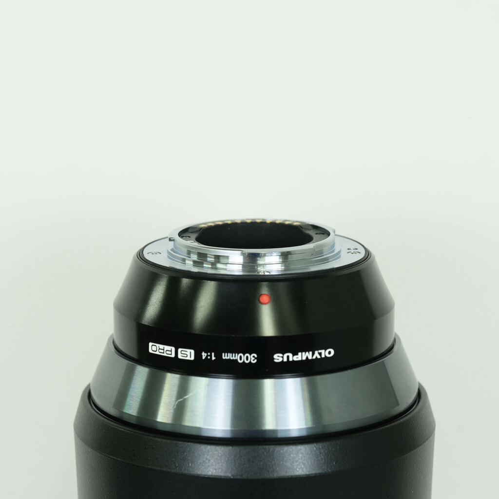 OLYMPUS M.ZUIKO DIGITAL ED 300mm F4.0 IS PRO