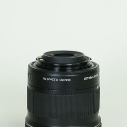Canon EF-S10-18mm F4.5-5.6 IS STM