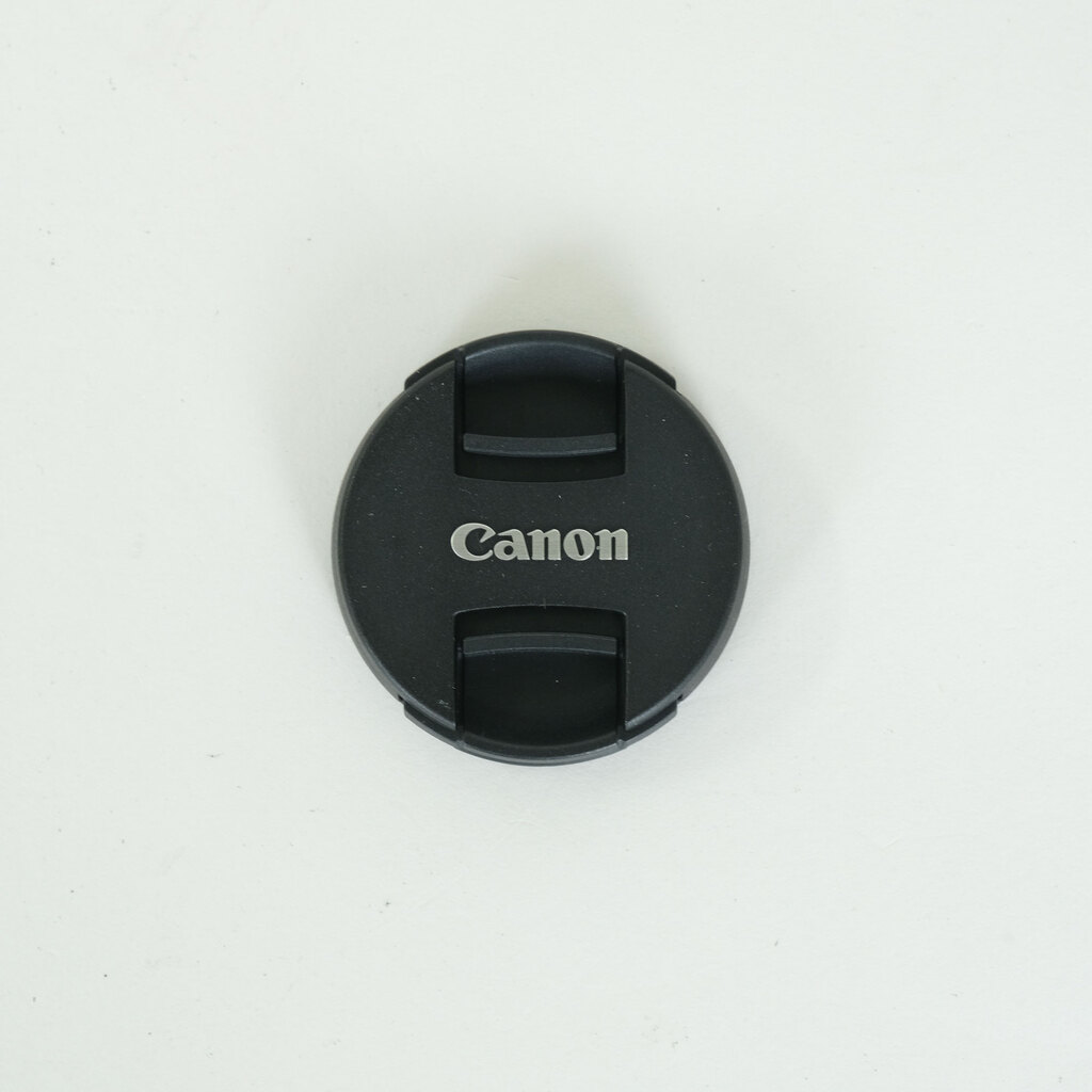 Canon RF50mm F1.8 STM Canon RF50mm F1.8 STM