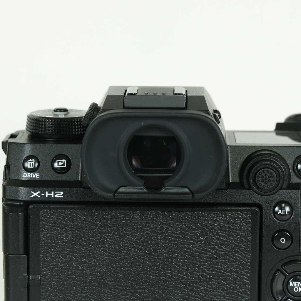 FUJIFILM X-H2 FUJIFILM X-H2