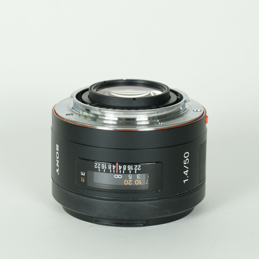 SONY 50mm F1.4 SAL50F14 SONY 50mm F1.4 SAL50F14