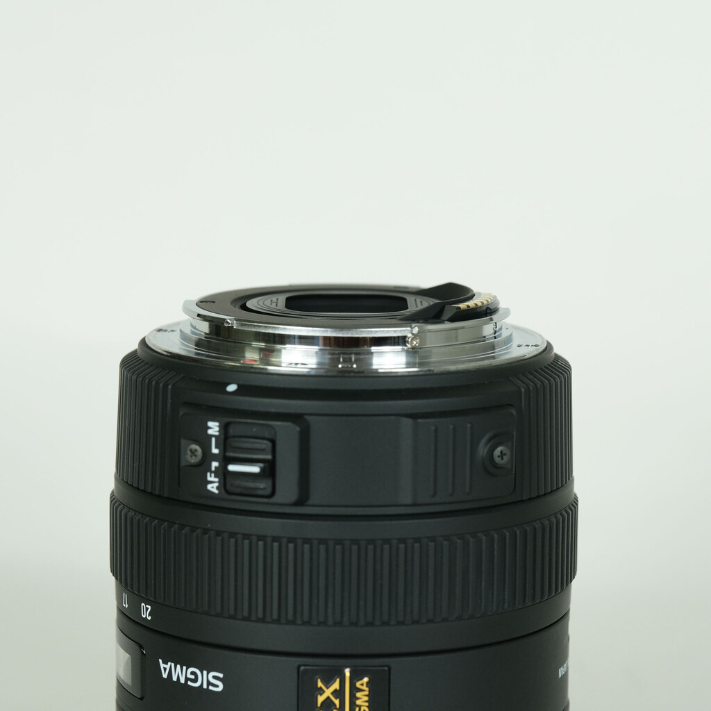 SIGMA 10-20mm F3.5 EX DC HSM (キヤノンEF用)