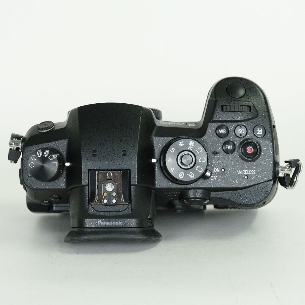 Panasonic LUMIX DC-GH5