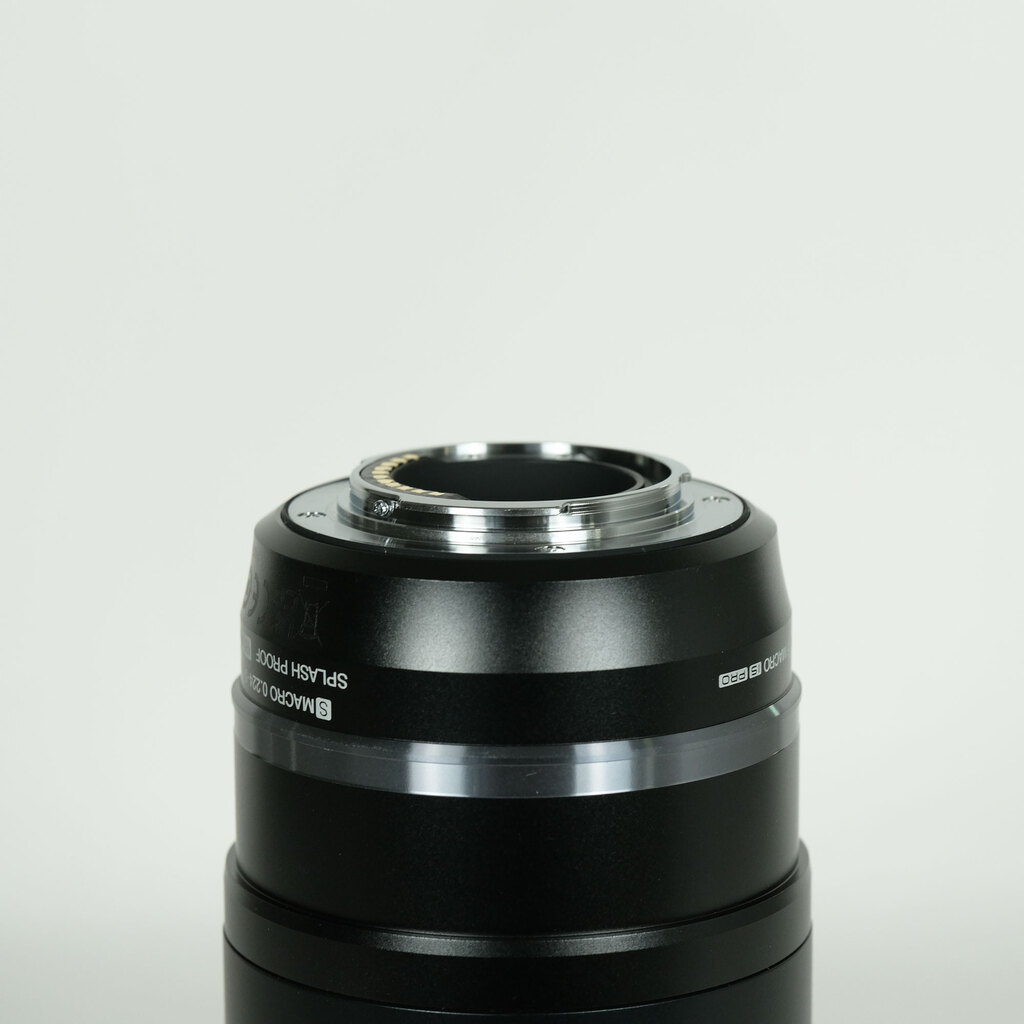 OM SYSTEM M.ZUIKO DIGITAL ED 90mm F3.5 Macro IS PRO