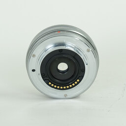 OLYMPUS M.ZUIKO DIGITAL ED 14-42mm F3.5-5.6 EZ シルバー