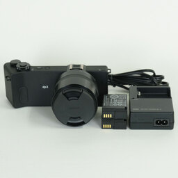 SIGMA dp3 Quattro