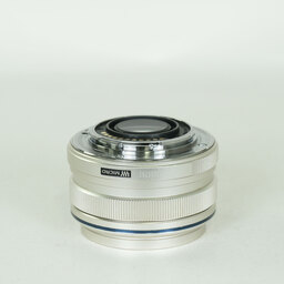 OLYMPUS M.ZUIKO DIGITAL 17mm F1.8