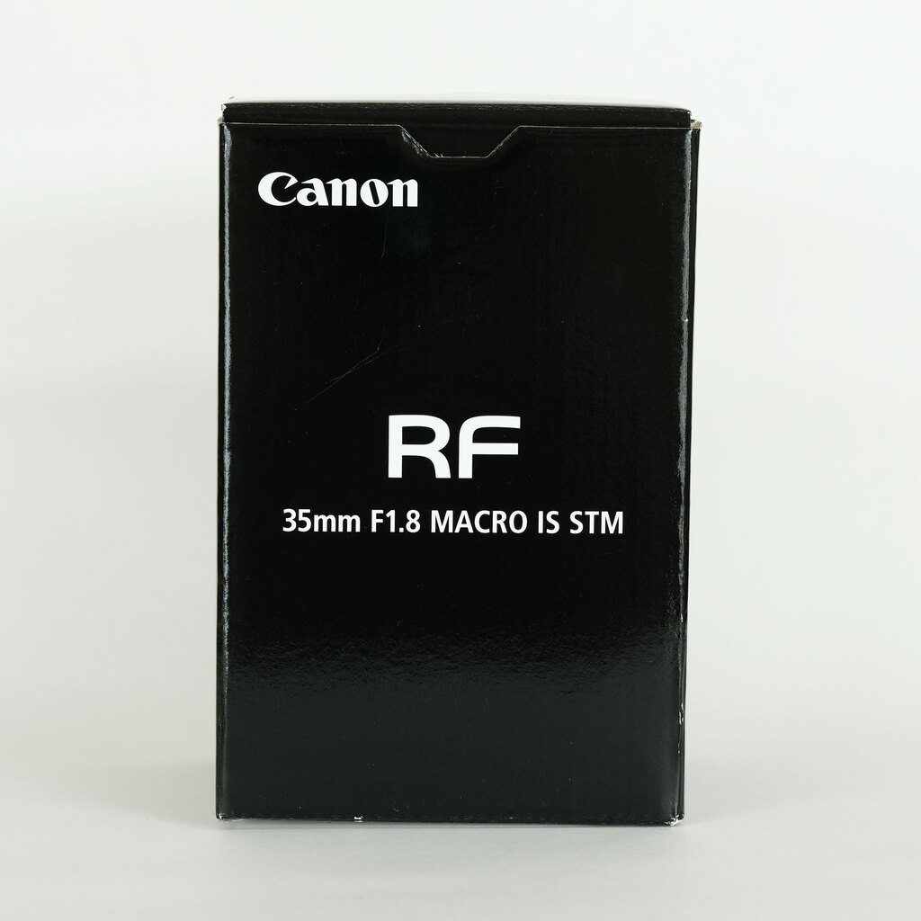 Canon RF35mm F1.8 MACRO IS STM