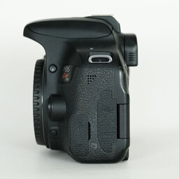 Canon EOS Kiss X9i