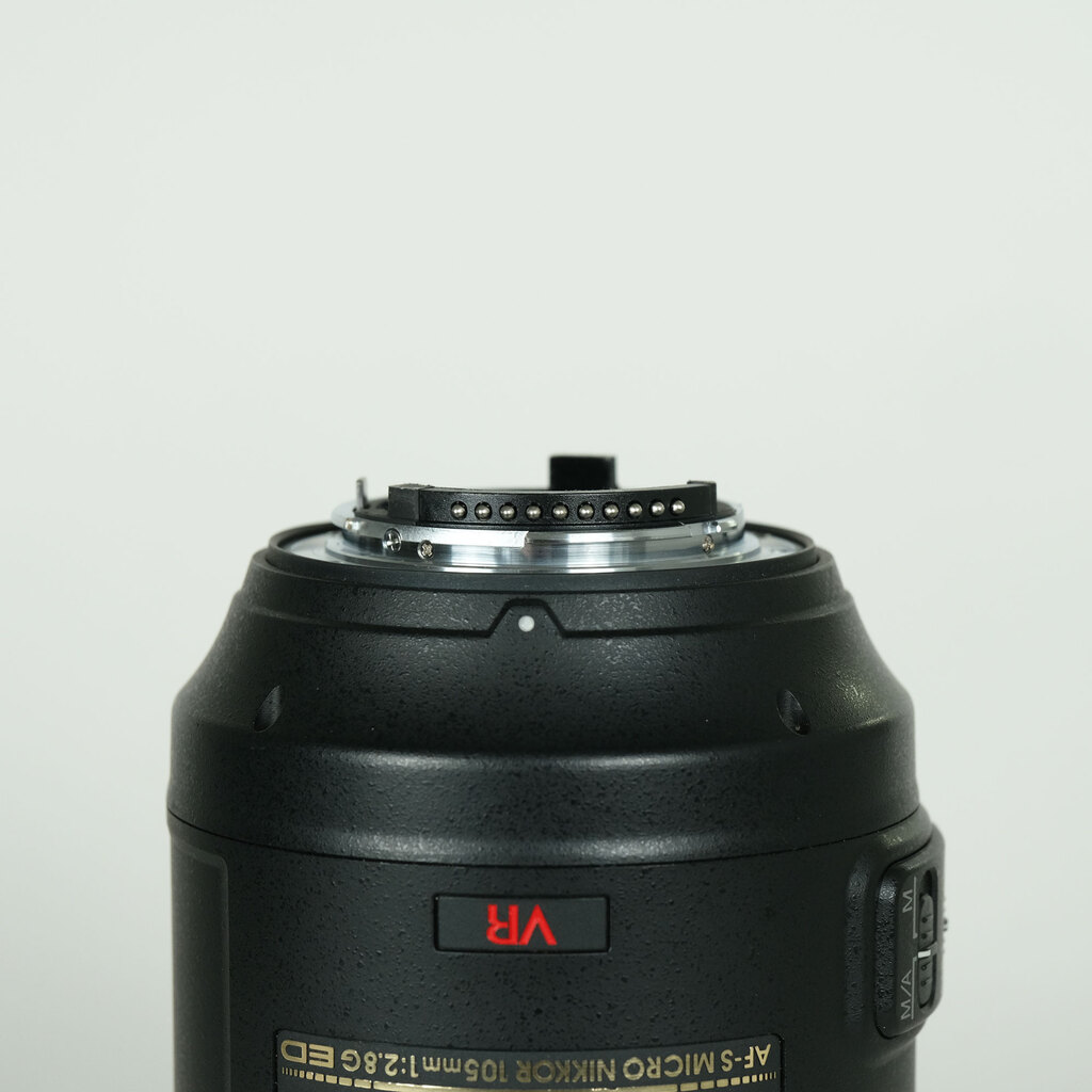 Nikon AF-S VR Micro-Nikkor 105mm f/2.8G IF-ED