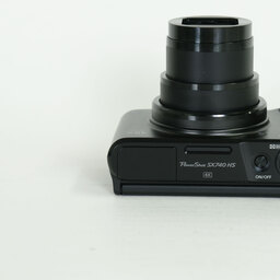 Canon PowerShot SX740 HS ブラック