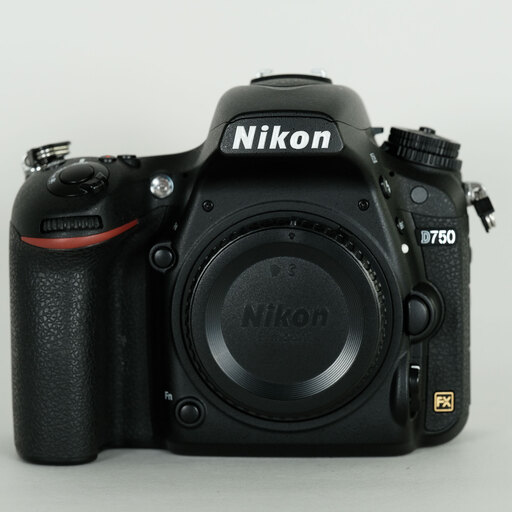 Nikon D750