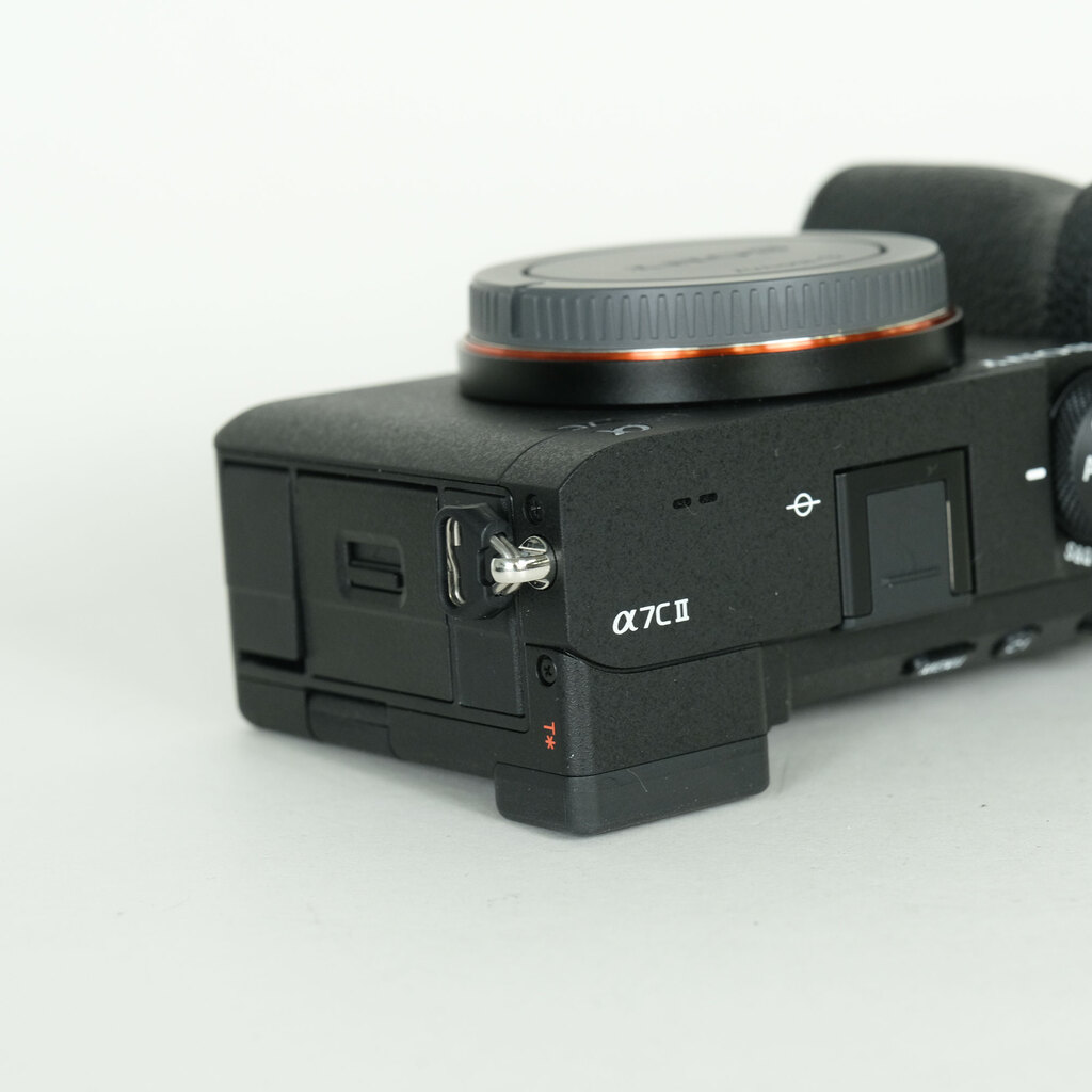 SONY α7C II(ILCE-7CM2) SONY α7C II(ILCE-7CM2)