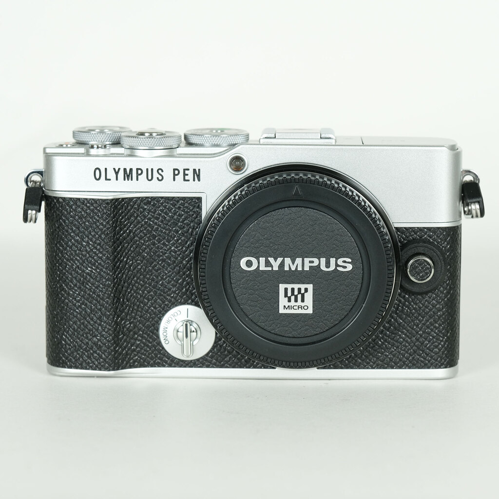 OLYMPUS PEN E-P7