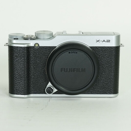 FUJIFILM X-A2 ボディ シルバー